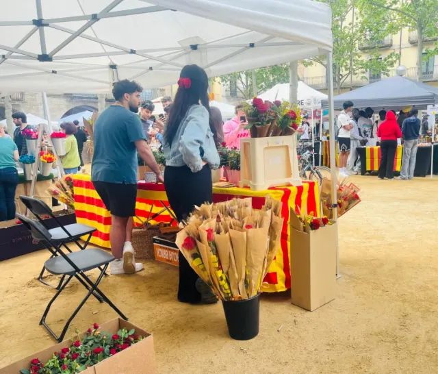 Sant Jordi antes de ser Sant Jordi: Cataluña convirtió antiguas tradiciones de primavera en su fiesta más universal